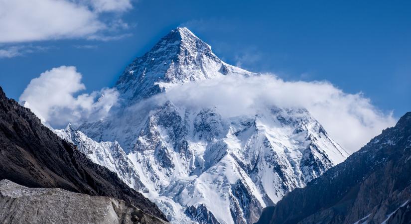 Elhunyt egy serpa a K2-n, vizsgálat indult, miután többen kikerülték