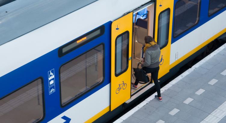 Miért olcsóbb a repülés Európában, mint a vonatozás?