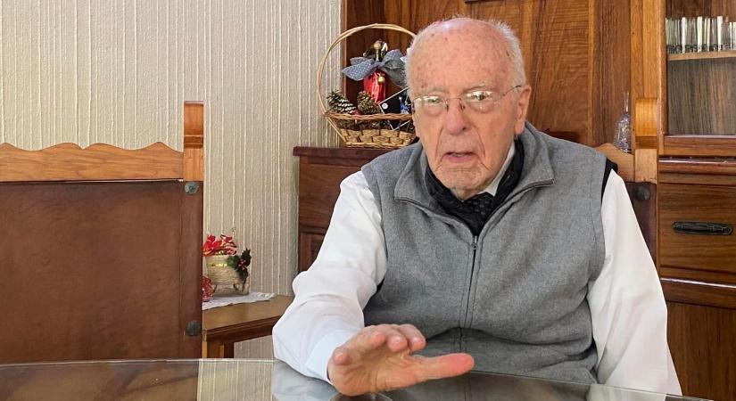 A világ legidősebb püspöke részt vett a II. Vatikáni Zsinaton