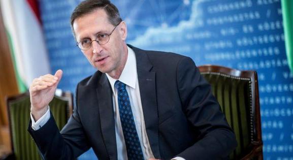 A Pénzügyminisztérium azt ígéri, hogy a magyar gazdaság a második félévben visszatér a növekedési pályára