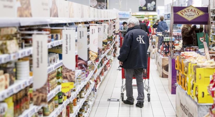 Az Orbán-kormány tudta, hogy a 4500 milliárdos pénzszórása miatt nőni fognak az árak, aztán kicsúszott a kezéből az irányítás