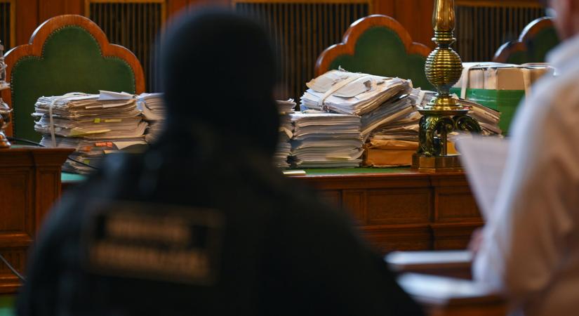Technikai okok: az országos börtönparancsnok megtiltotta, hogy befejezzük a félbeszakított Portik-interjút