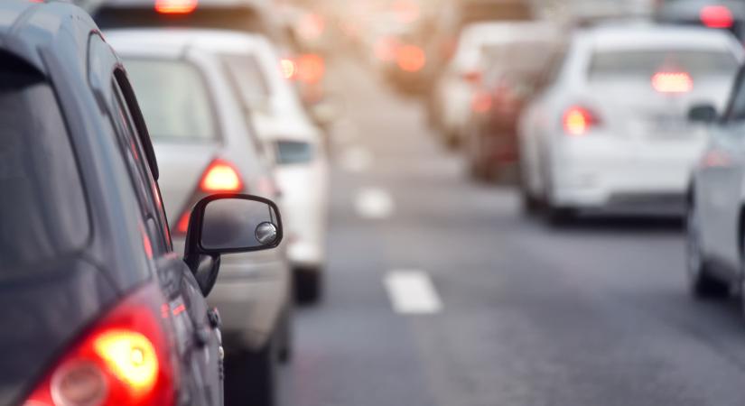 Most érkezett! Pánik az M7-es autópályán: itt vannak a tömegkarambol részletei