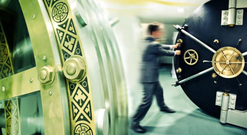 Büntetést szabtak ki a nagybankokra