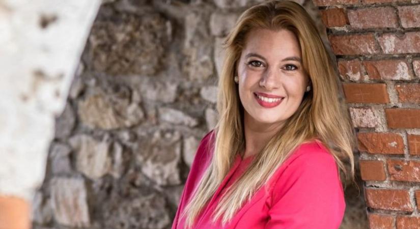 A füredi romantika belengi a világot