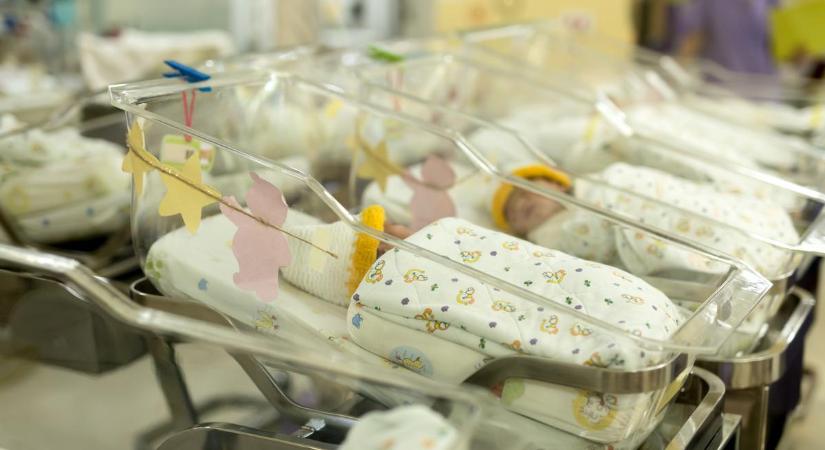 "Isten megmentette a gyermekünket, de az Ördög megtalálta" - Életfogytiglant kapott a csecsemőgyilkos nővér