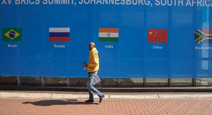 Milyen irányba indul a BRICS?