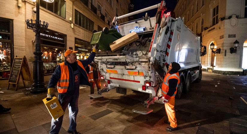 Sok ember, sok szemét: Több mint 43 tonna hulladékot gyűjtöttek össze a tűzijáték után