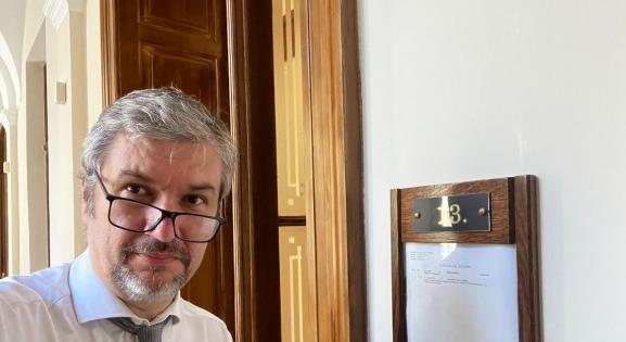 Hadházy Ákos nem áll le: új híreket hozott a 244 millió forintos budapesti gödörről