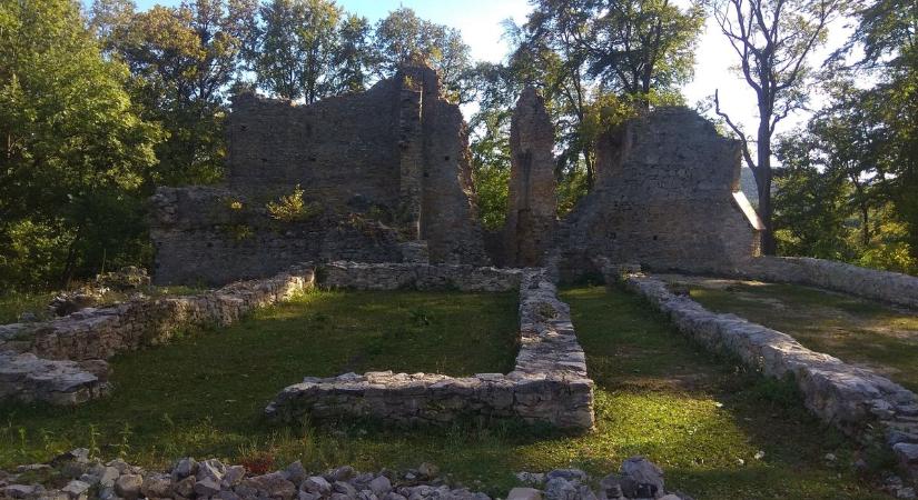 Pálos kolostor a Bükk rejtekében