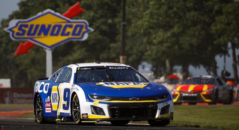 NASCAR: „Leírhatatlanul bizarr” – Hamlin szerint tele van red flaggel Elliotték elképesztő, Watkins Glen-i malőrje