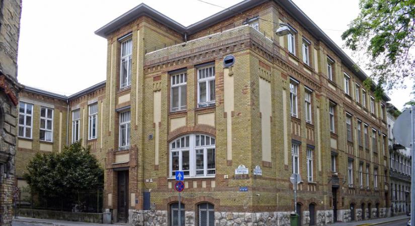 Új eljárással kezelik a zöldhályogot a Semmelweis Egyetem Szemészeti Klinikáján, bárki jelentkezhet a beavatkozásra
