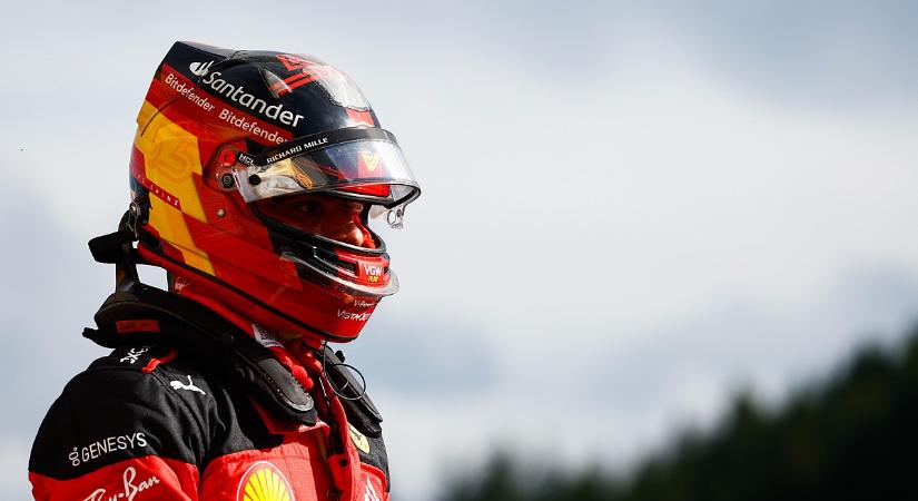 Egyetért Sainz és a Ferrari a szerződéshosszabbítás ügyében