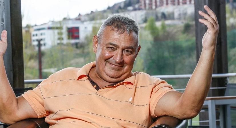 Mégis Gesztesi Károly lesz Shrek hangja az új mozifilmben?