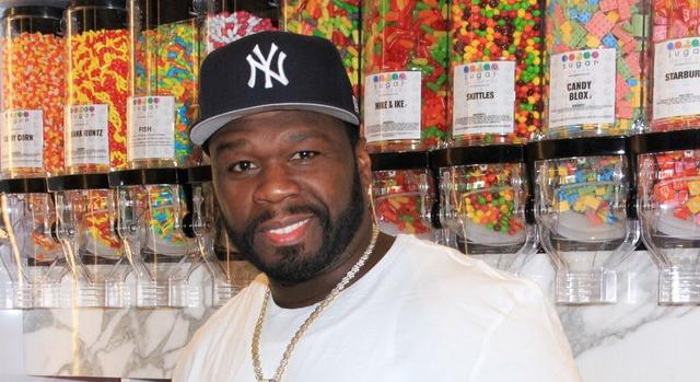 50 Cent irigykedik Drake egyre bővülő melltartó gyűjteményére