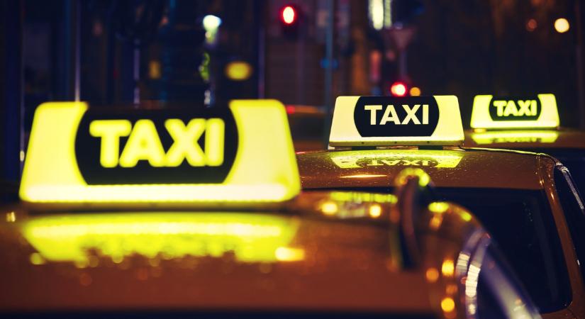Brutál lehúzás: ezekkel az aljas trükkökkel keresik magukat degeszre a taxishiénák Budapesten