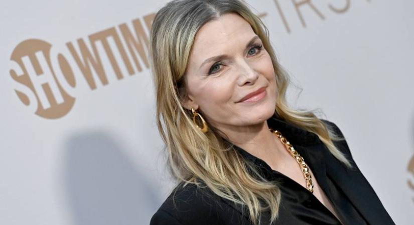 A 65 éves Michelle Pfeiffer smink nélküli fotója: a színésznő elvarázsolta rajongóit természetességével