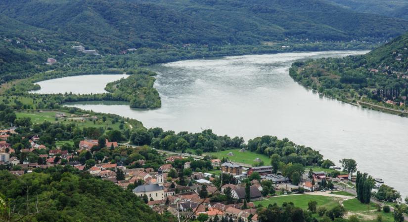 Fittyet hánynak a motorosok a város kérésére: felvonulást szerveznek a visegrádi Panoráma úton