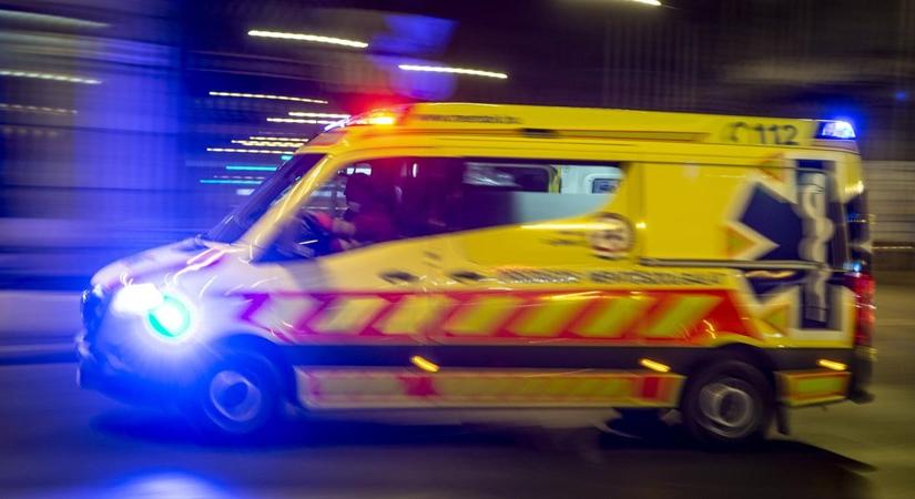 Felelőtlen száguldozás okozhatta egy vétlen autós halálát a 33-as főúton