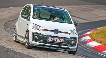 Így száguld a Nürburgringen egy VW UP GTI Clubsport