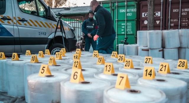 Összesen 740 kiló heroin érkezett Iránból – a díler továbbra is szökésben van, de a bíróság már életfogytiglanra ítélte