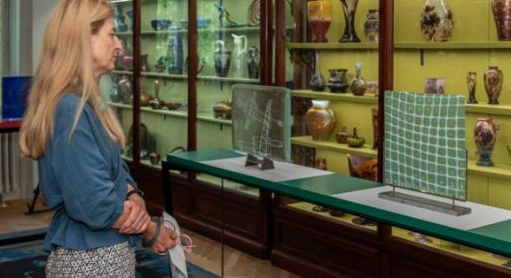 Kortárs üvegműtárgyakkal bővült az Iparművészeti Múzeum gyűjteménye