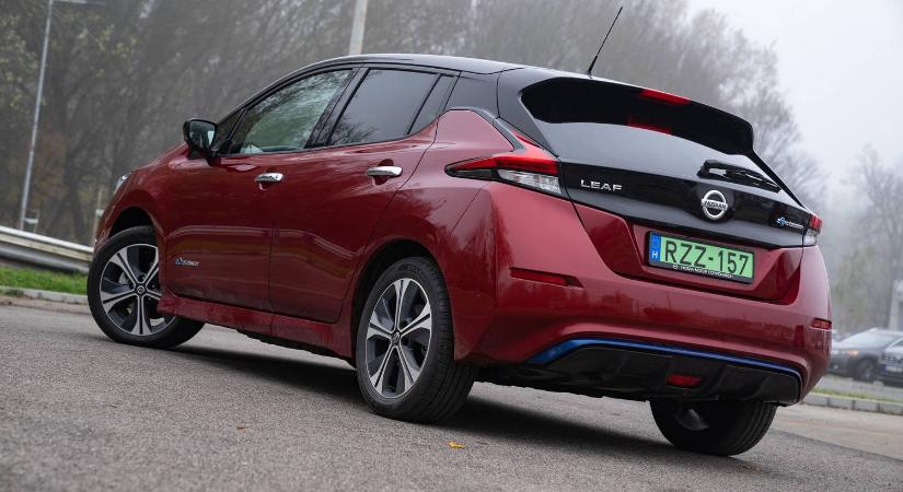 Nagyobb hatótávval, crossoverként újulhat meg a Nissan Leaf
