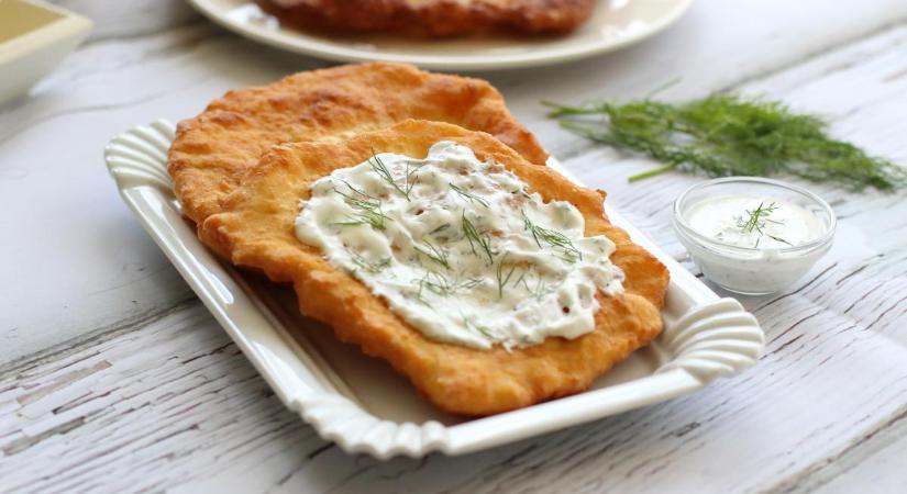 Hihetetlen! Így lesz tökéletes a lángos recept