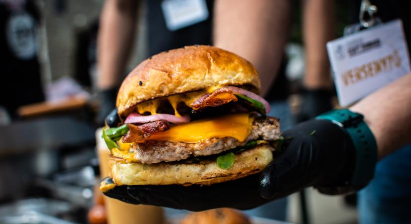 Szaft ’N Burger Debrecenben: ismét elkészítik az ország burgerét a Nagyerdőn