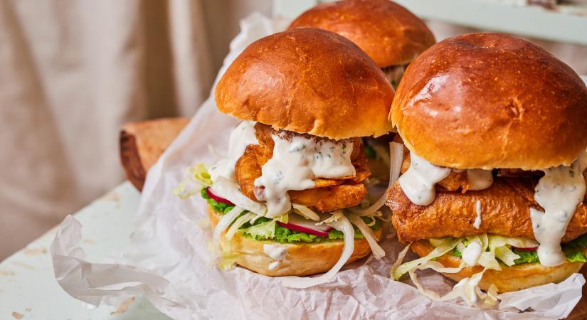 Fish and chips burger