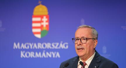 Rendkívüli bejelentést tett Bakondi György: a rendőrség és a határvadász alakulatok harcban állnak