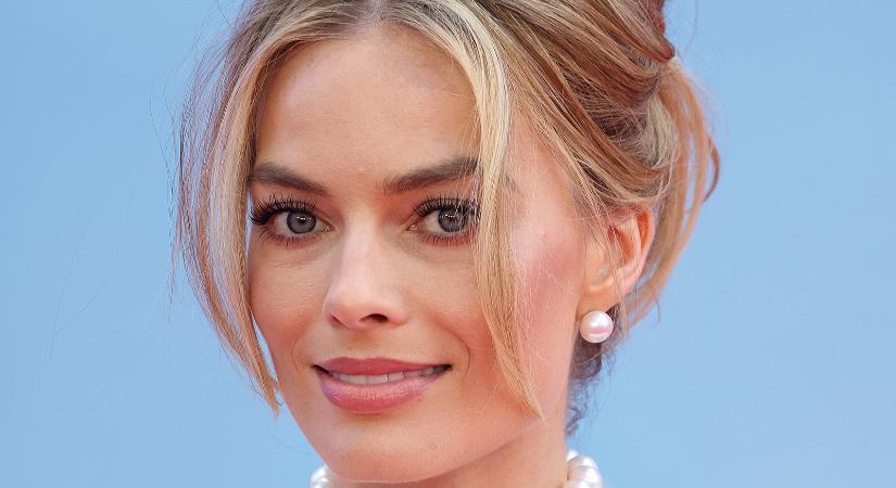 Ezt a Barbie-t nem lehet dobozba zárni – Margot Robbie története