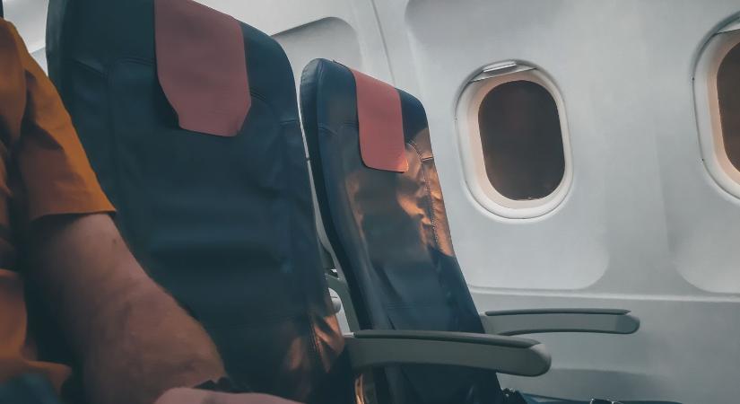 Az egyik legegészségtelenebb dolog ebben a ruhában utazni a repülőn egy légiutas-kísérő szerint