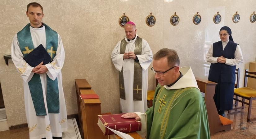 Letette a hitvallást és a hűségesküt püspökké szentelése előtt Fábry Kornél