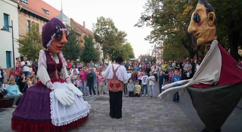 Izök Fesztiválja és Butellás Pálinkamustra 2023 Hódmezővásárhely