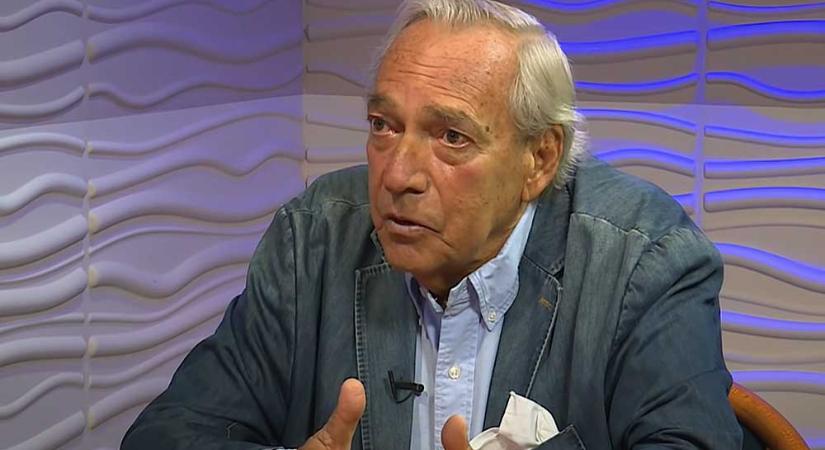 „Még nem tért vissza teljesen az erőm, fáradékony vagyok” – súlyos betegsége után heteken belül újra színpadra áll Benedek Miklós