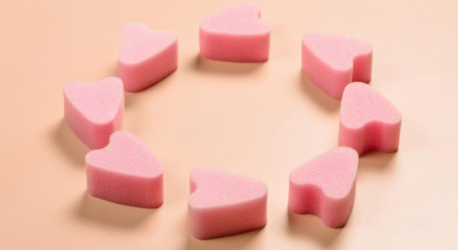 Rózsaszín, szív alakú, szivacsos – Ismerd meg a soft tampont!