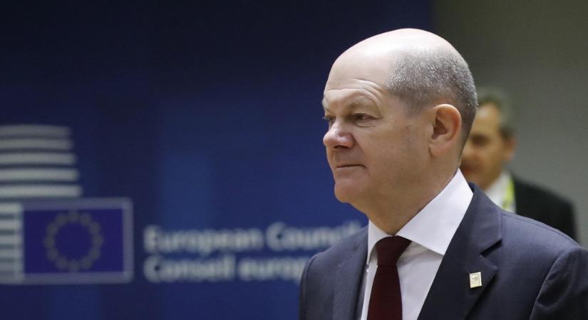 Elképesztően népszerűtlen Olaf Scholz kormánya, szárnyal a német jobboldal