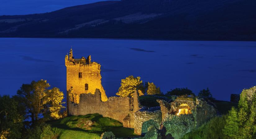 Újabb bizarr képek kerültek elő a "Loch Ness-i szörnyről"