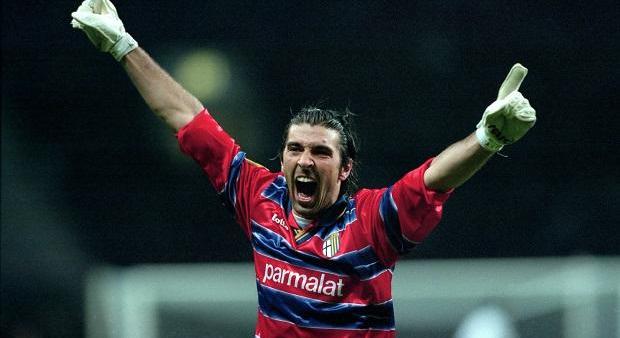 Amikor Gianluigi Buffon 1995-ben a Milan ellen bemutatkozott az olasz élvonalban…