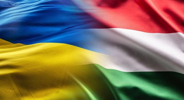 Egy munkácsi magyar nyelvű iskolában nem játszhatták le a magyar himnuszt a tanévnyitón