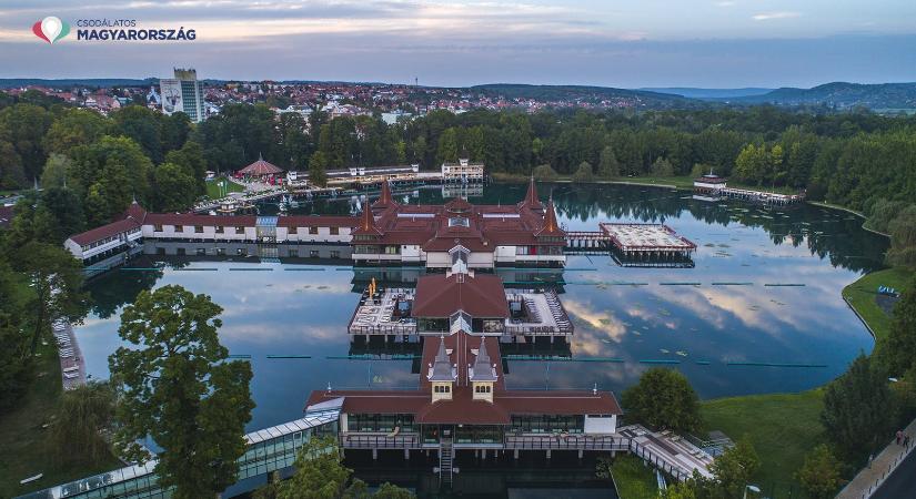 Mindenegyben túra a Turizmus Világnapja alkalmából 2023 Hévíz