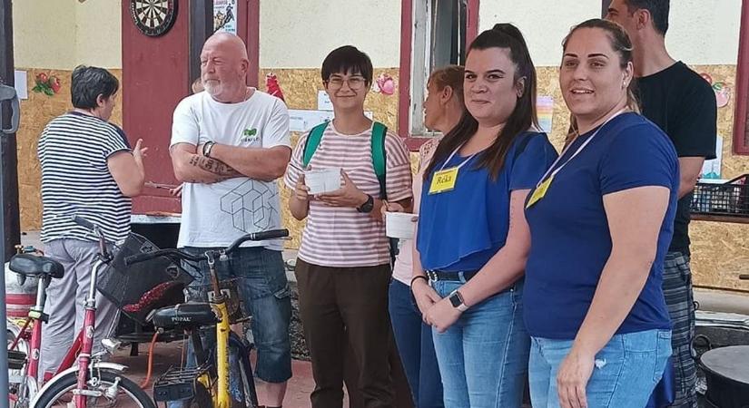 Lecsó rotyogott a bográcsokban a sajópálfalai falunapon