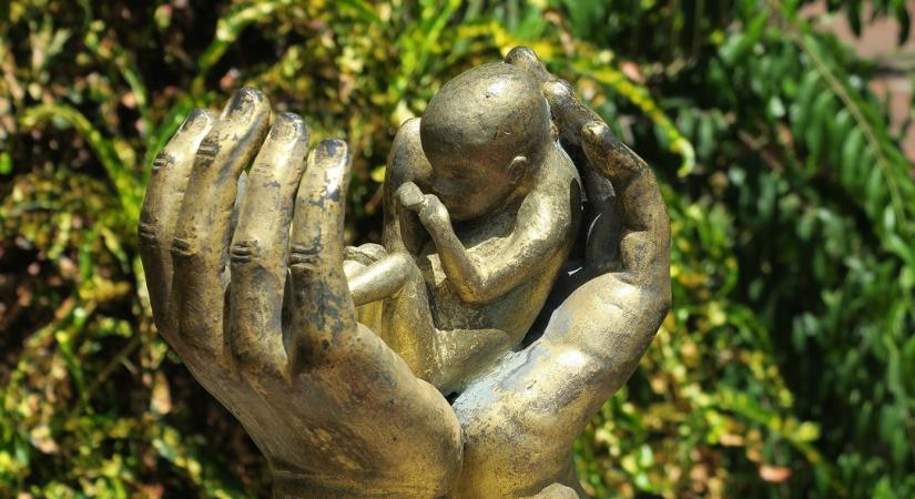 Megdöbbentő adatsor! A magyarok 72 százaléka támogatja a legális abortuszt