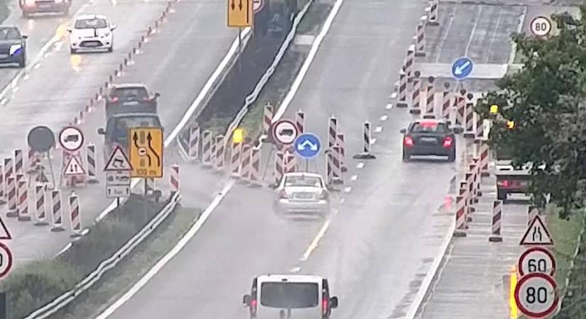 Kilométeres kocsisor a határon, torlódások - vasárnap délutáni útinform