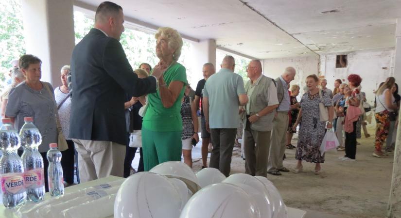 Jubileumi találkozót tartottak a volt ruhagyárban