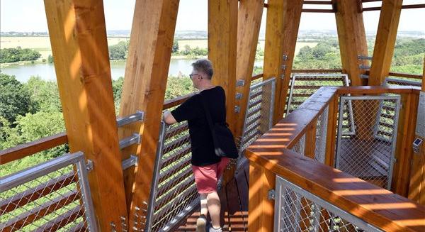 Hazai csodahelyek: keresik az év kilátóját és turistaházát, hamarosan indulhat a szavazás