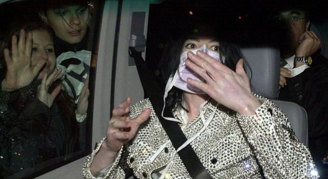 Michael Jackson fél szemére megvakult, testét sérülések borították a halálakor