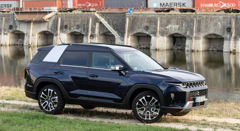 A stílus maga a fegyver, ez pedig egy éles penge - Teszt: SsangYong Torres