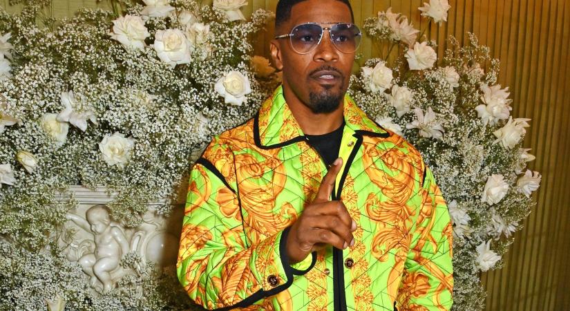 Különleges helyen piheni ki sürgősségi kórházi kezelését Jamie Foxx